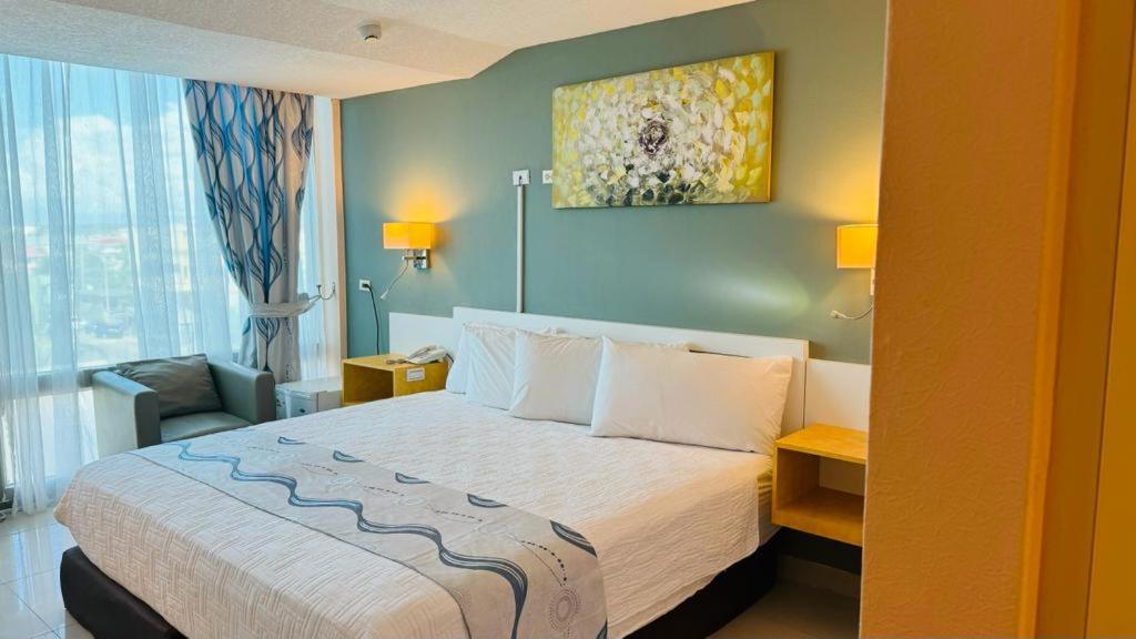 Golden Tree Hotel Belize Ciudad de Belice Exterior foto